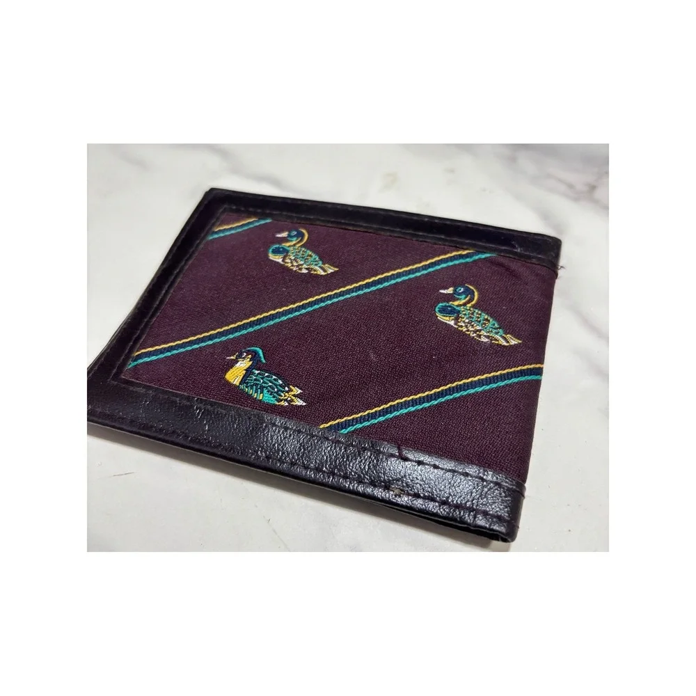 Vintage Mallard Duck Embroidered Leather Bifold Wallet Burgundy Prep Sporting